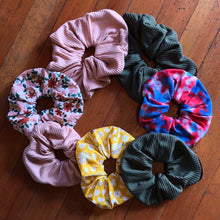 Zipper Scrunchies